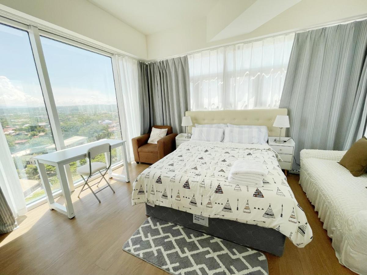 Inspiria Aparthotel Davao City Eksteriør bilde