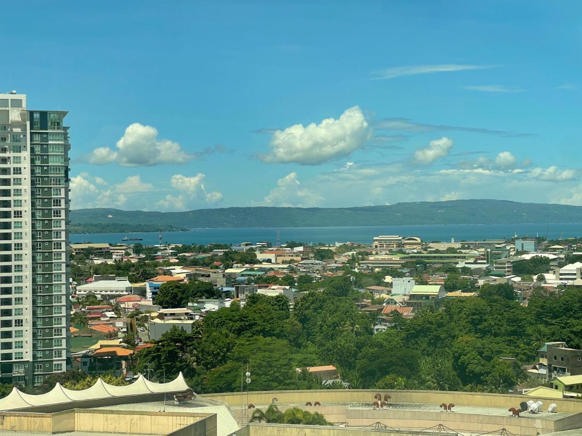 Inspiria Aparthotel Davao City Eksteriør bilde