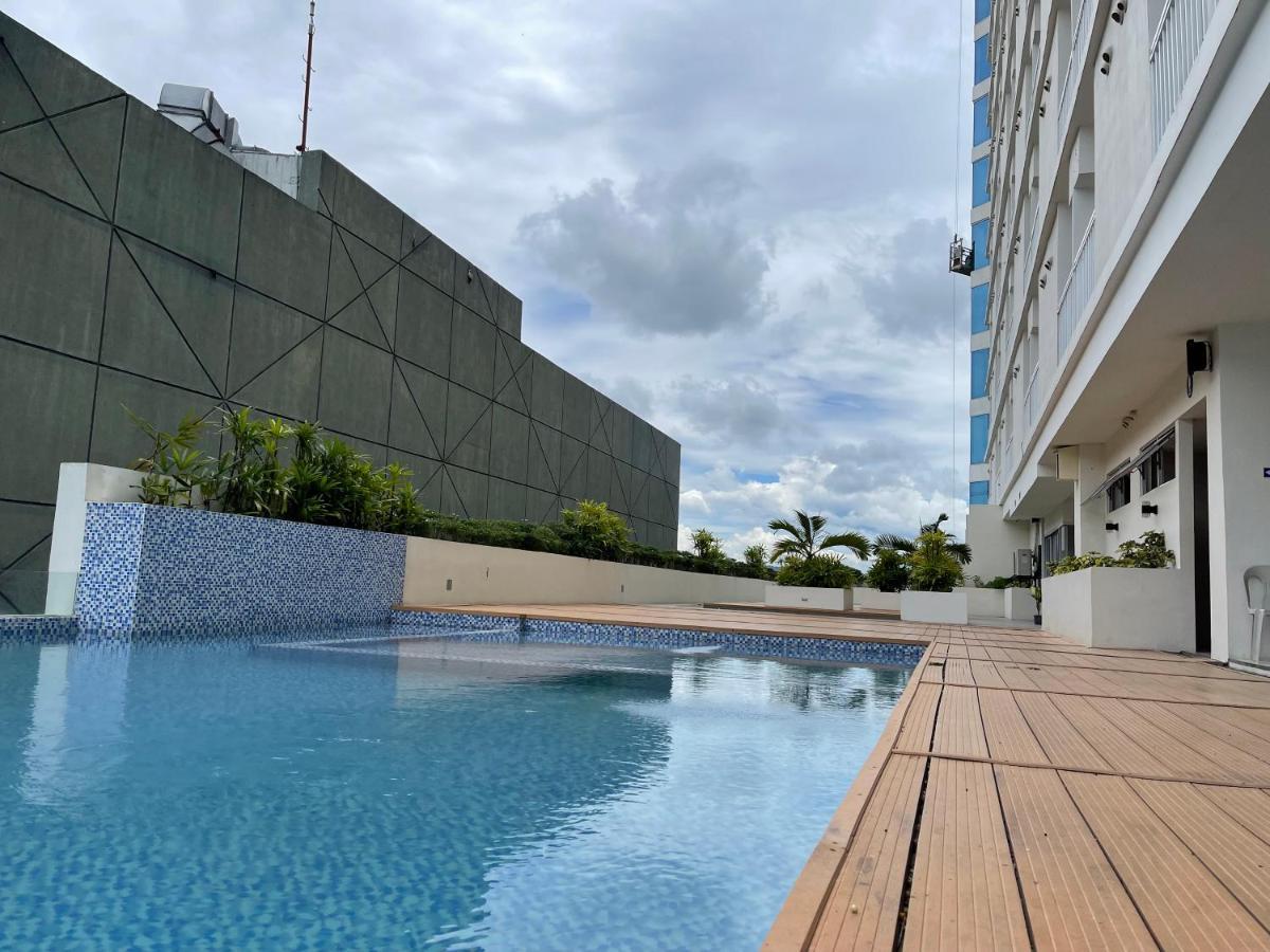 Inspiria Aparthotel Davao City Eksteriør bilde