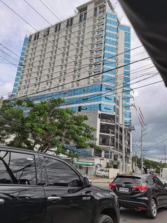 Inspiria Aparthotel Davao City Eksteriør bilde